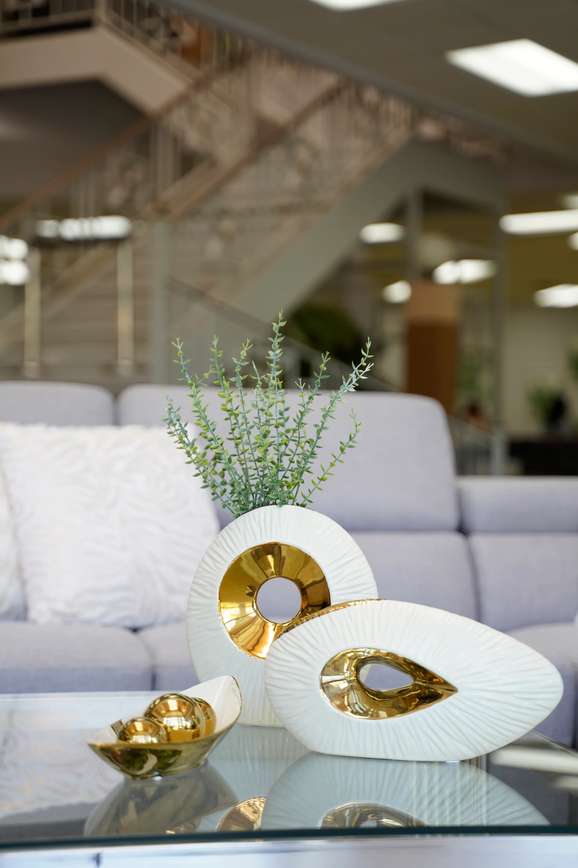12” Gold/ Cream Ceramic Drop Base- Pur collection - Image 3