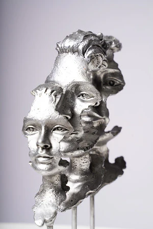 12"FAMILY BUST ANTIC SILVER - Image 2