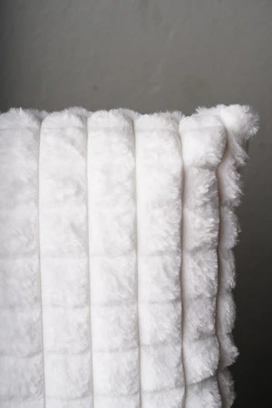 19" x 19" WHITE CUSHION - Image 2