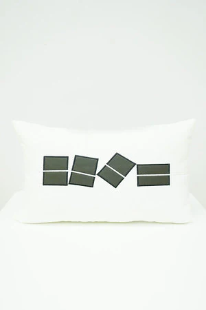 21" x 13" KAMINI CUSHION