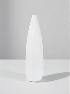 30" WHITE MATTE VASE - Image 3