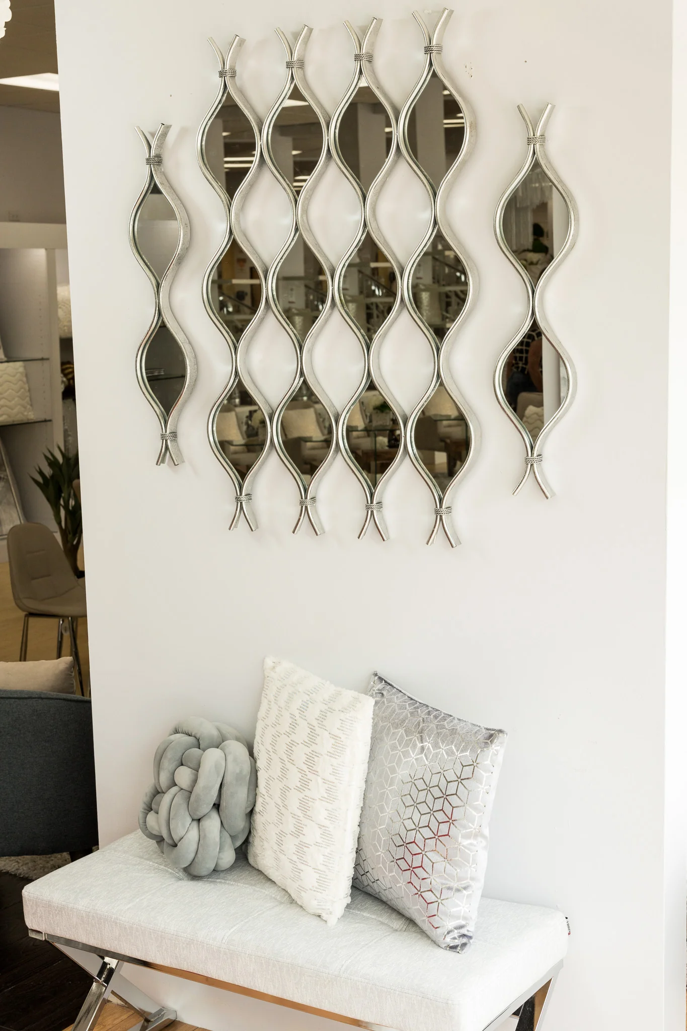 38" Silver Curvy Mirror set/4 - Metalle Collection - Image 3