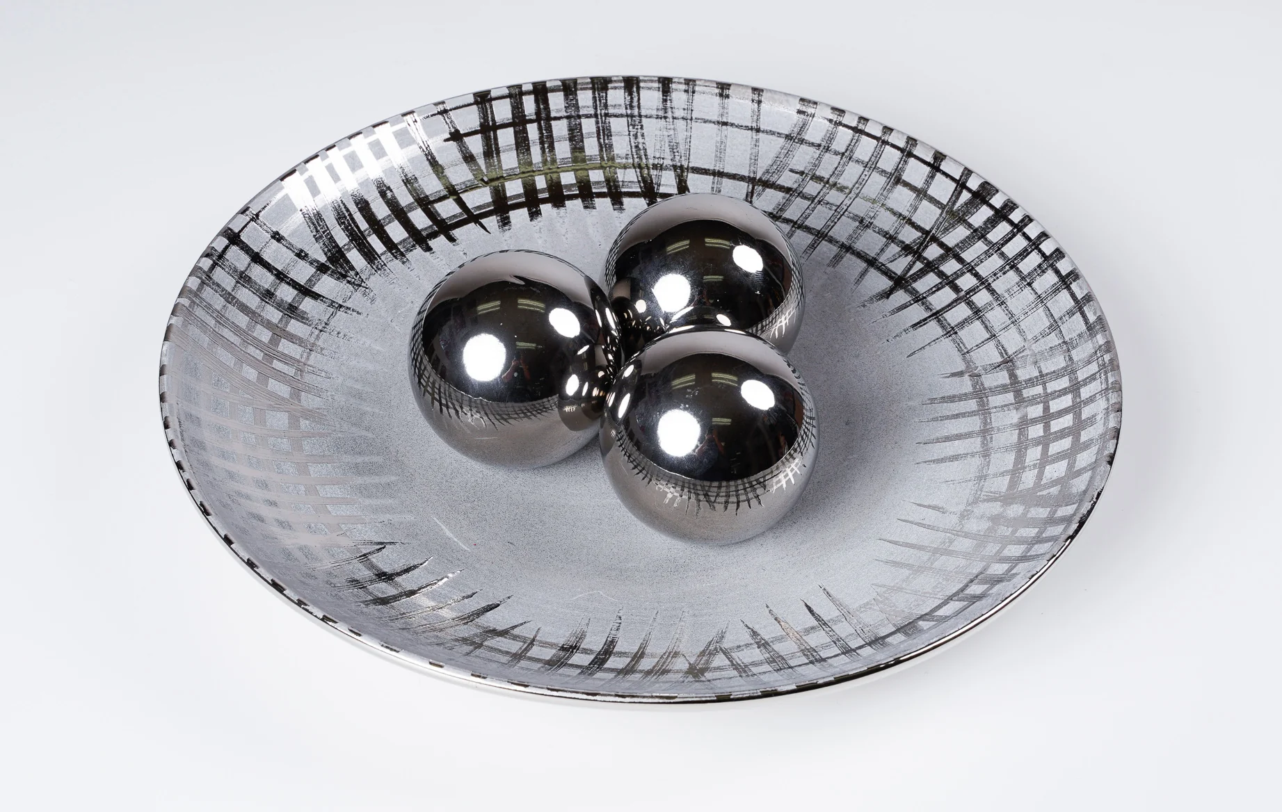 12" Cement w/Silver Plate Round - Image 2