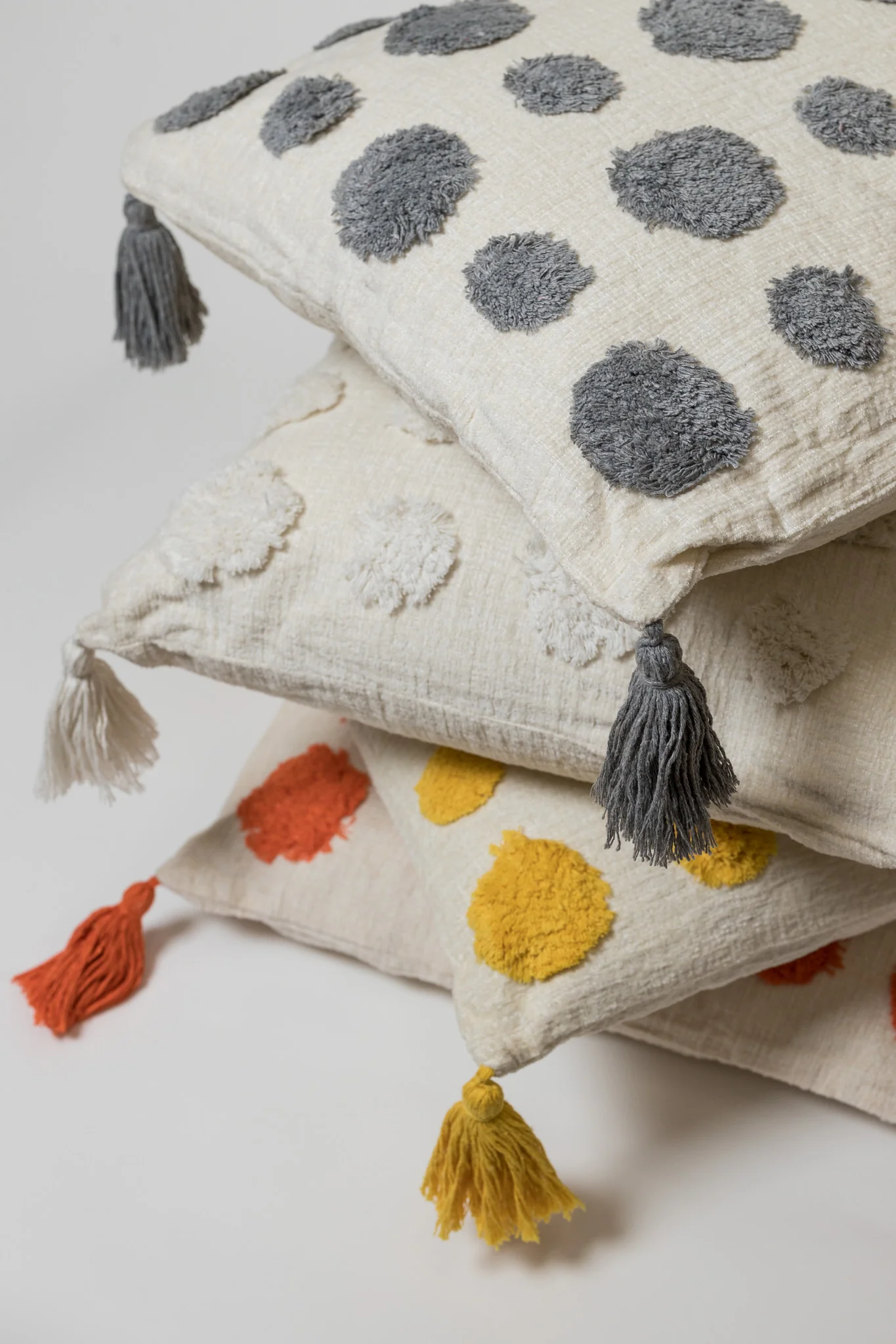 Dots Orange Pillow - Brodé Collection - Image 3
