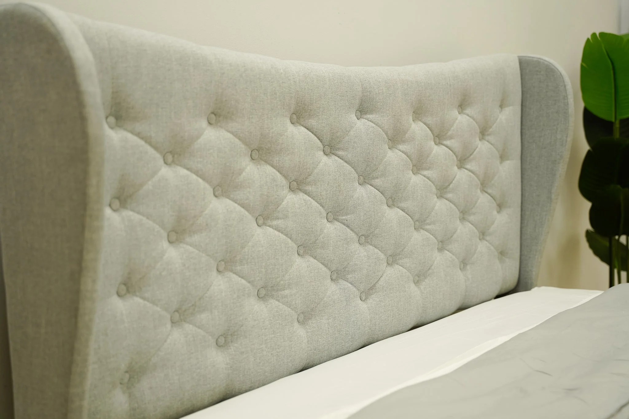 Fiorella Bed Cream - Queen Size - Image 2