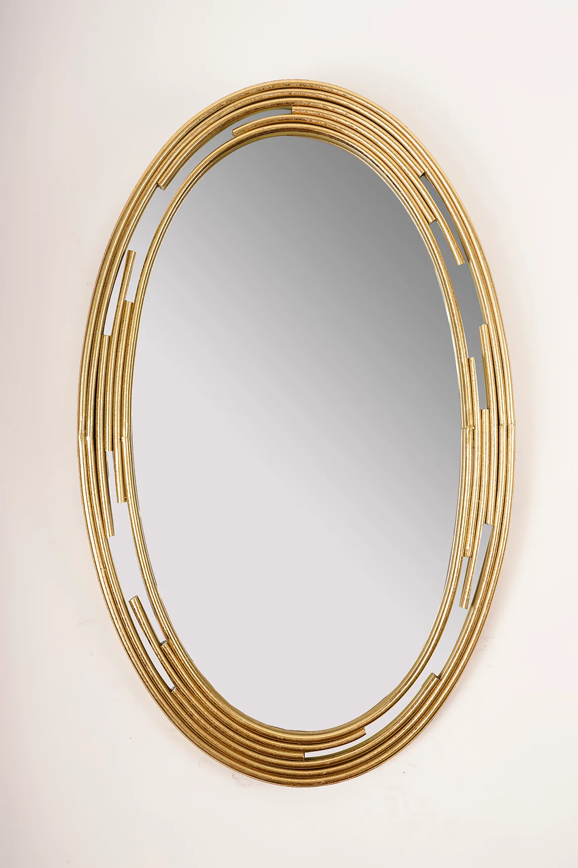 Gold Round Bracelet Mirror - Metalle Collection - Image 2