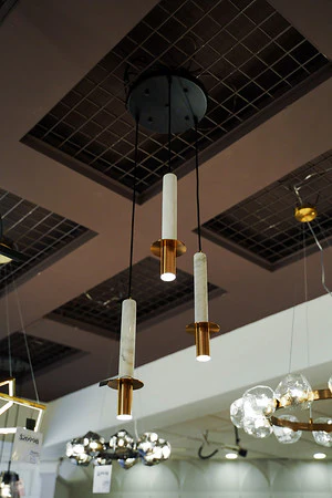 SET/3 BLACK CELLING COVER/WHITE MARBLE COLOR LAMP W/GOLD - Image 3